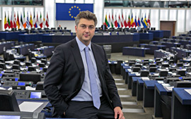 hemicycle m